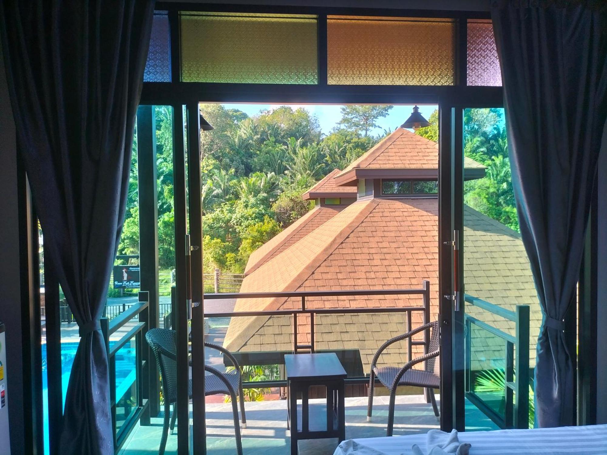 Hotel Baan Koh Kwang Pool *