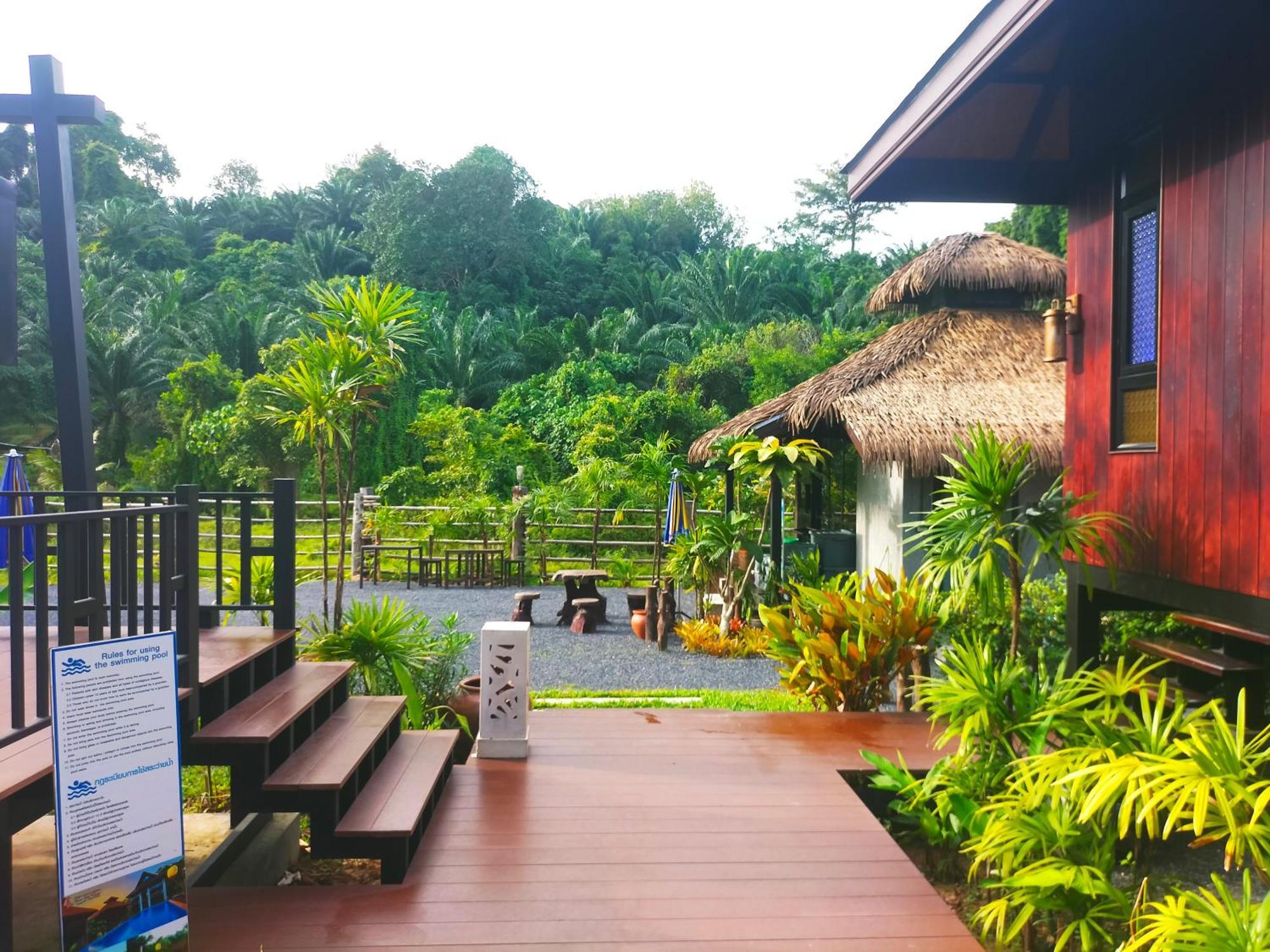 Baan Koh Kwang Pool * Krabi town